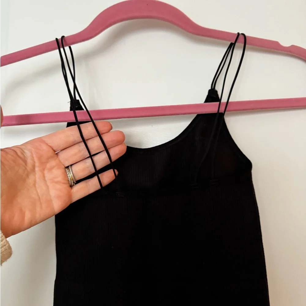 Aritzia Sunday‎ Best Black Strappy Crop Top - Picture 2 of 4